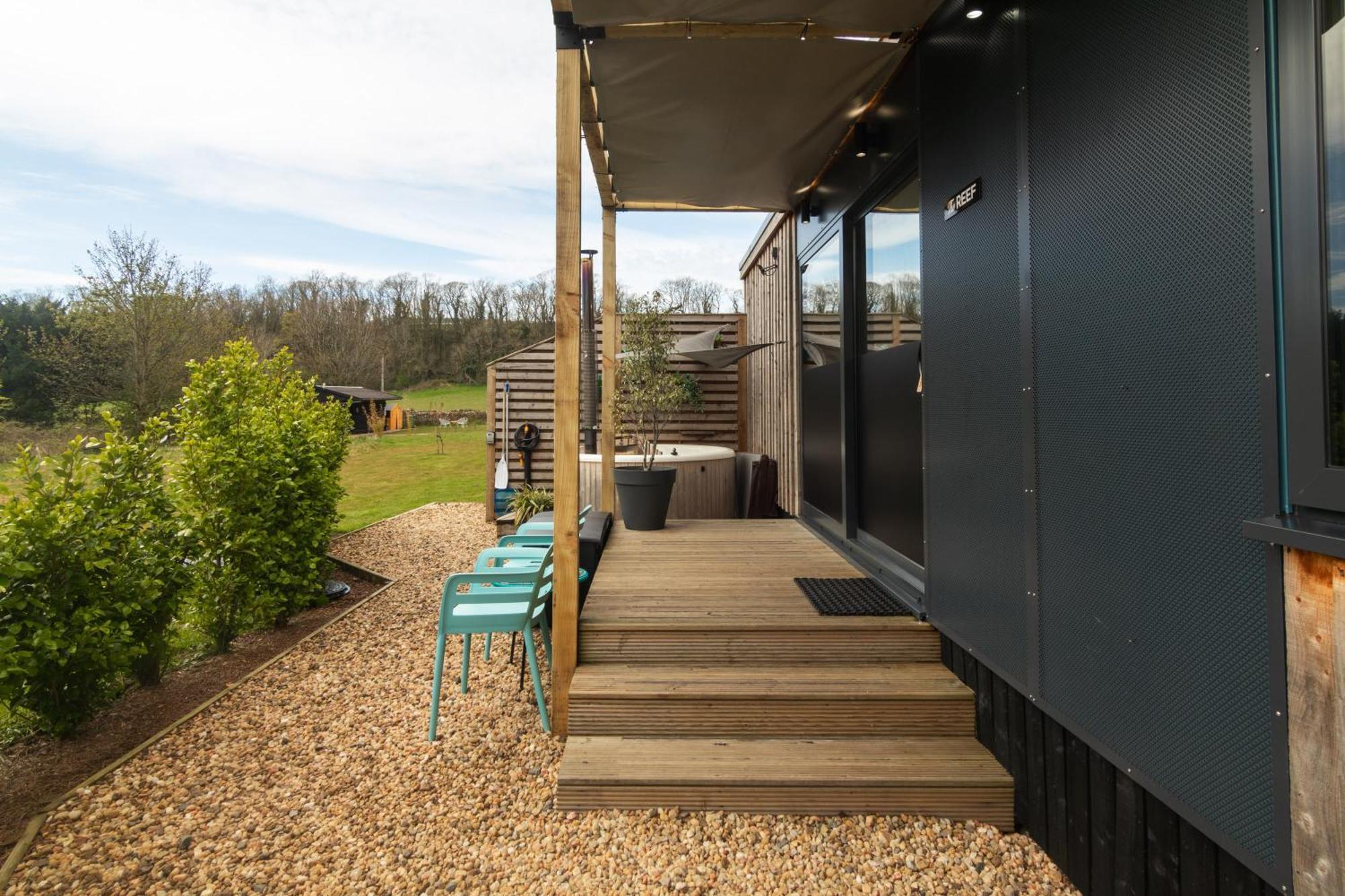 The Reef - Unique Hot Tub Cabin In Millport Eksteriør billede